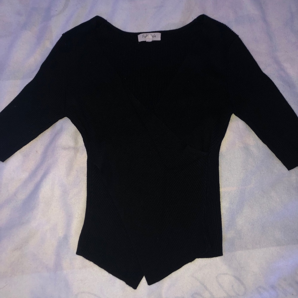 Mid Sleeve Low cut Thick Cotton shirt